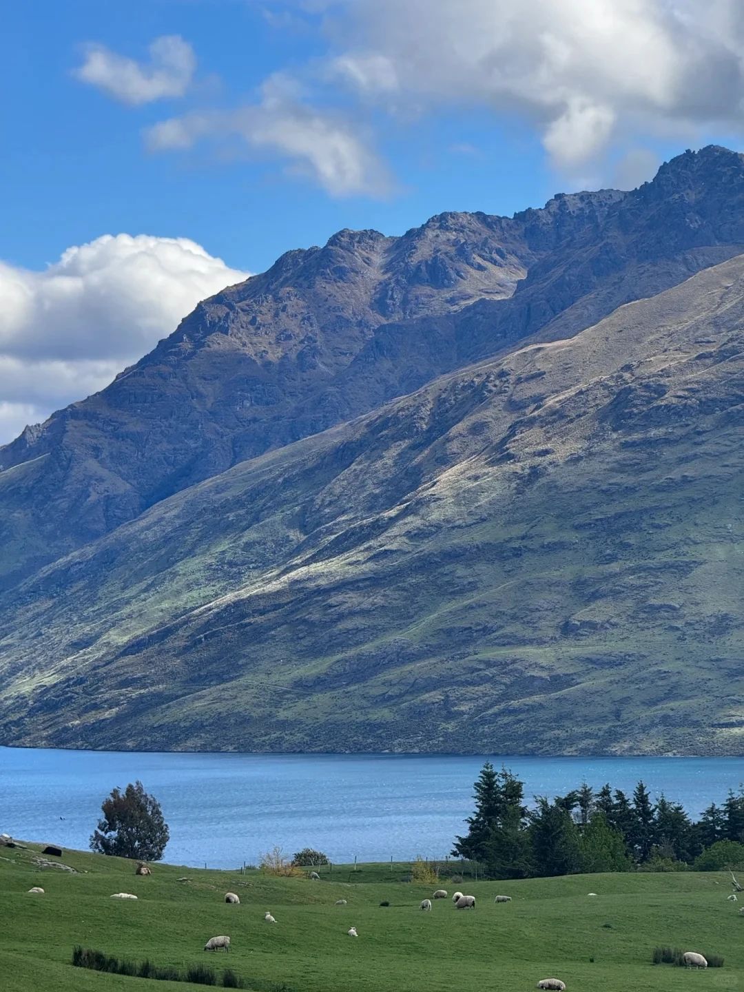 Featured image of post 引力波或揭示宇宙诞生初期的秘密，谷歌Gmail迎来重大更新，《堡垒之夜》因AI内容惹争议