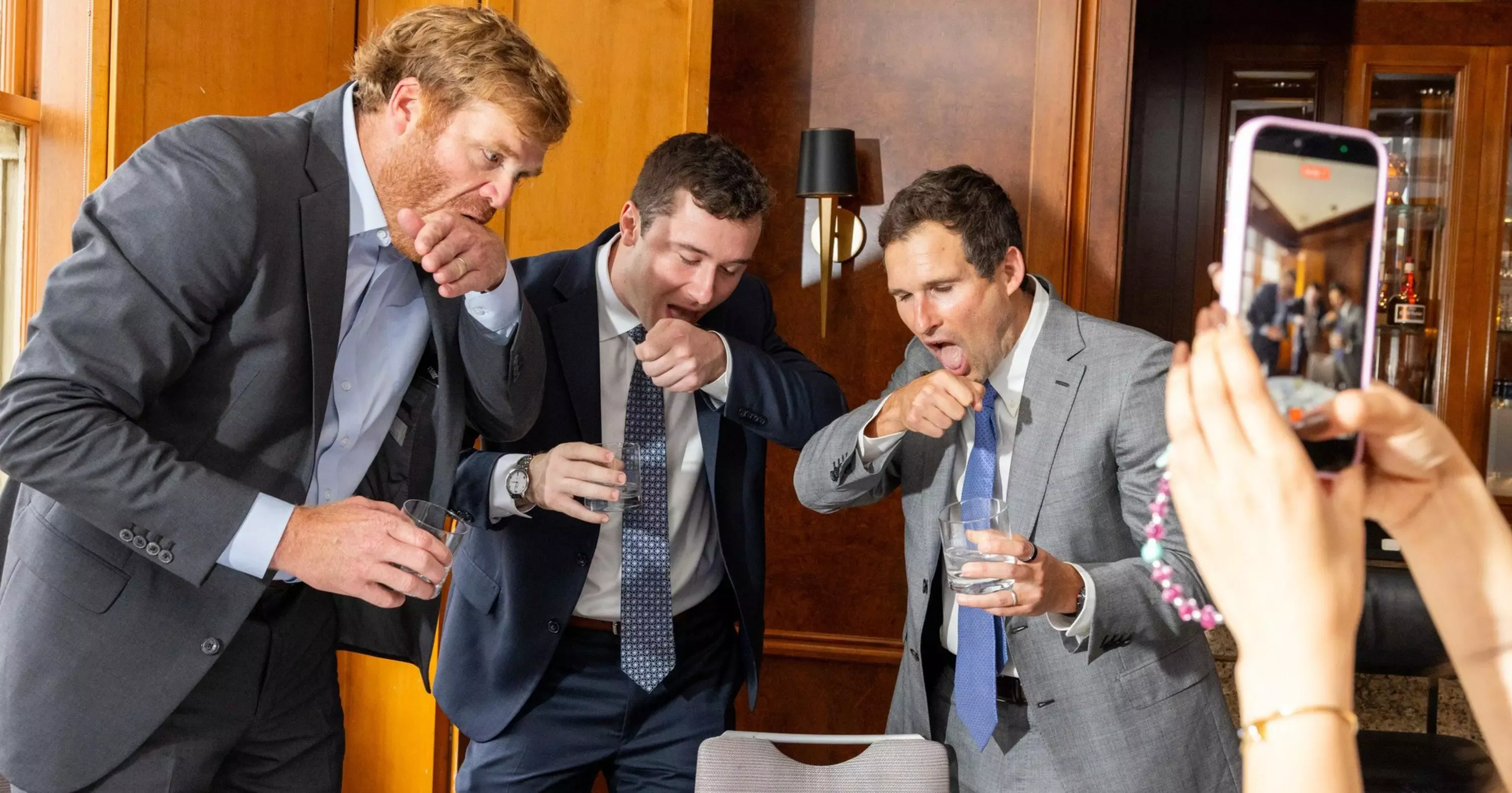 科技创始人礼仪学校