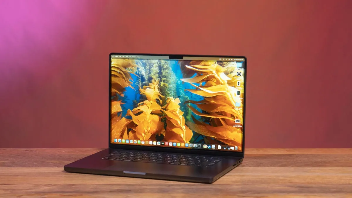 M4 芯片新款 MacBook Pro 参考图